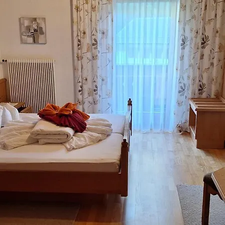 Haus Alpina Guest house