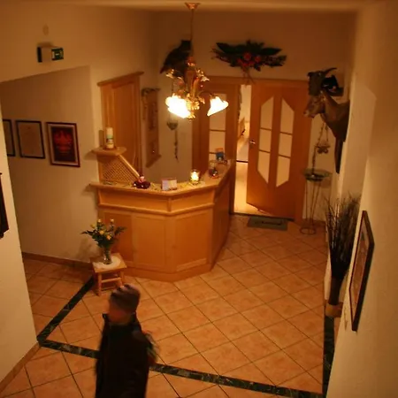 게스트하우스 Haus Alpina 3*