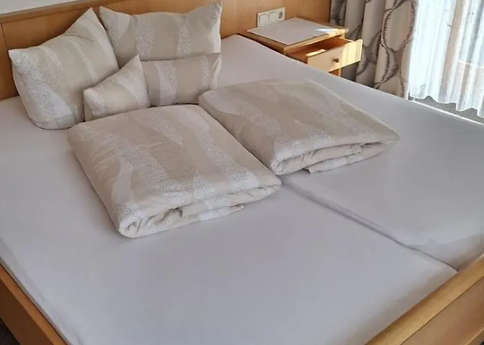 Πανσιόν Haus Alpina