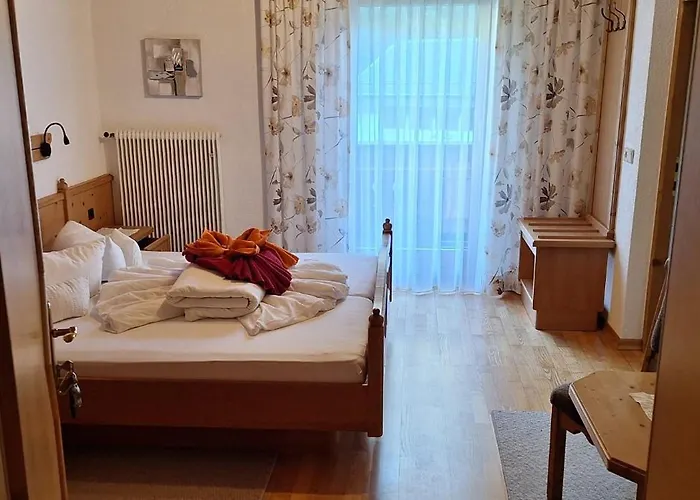 Haus Alpina Πανσιόν