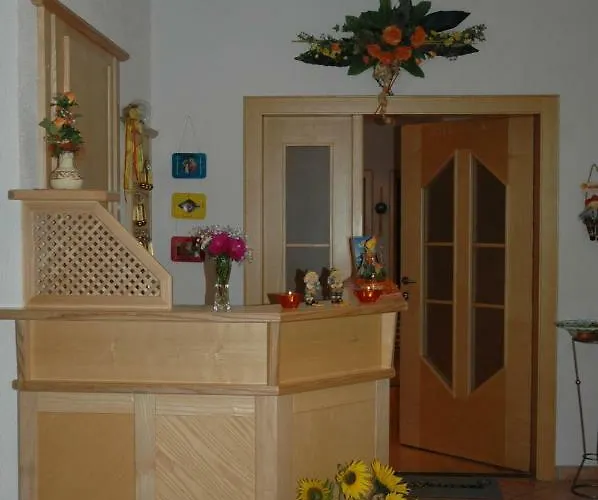 Haus Alpina Πανσιόν