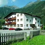 Haus Alpina 3* Kaunertal